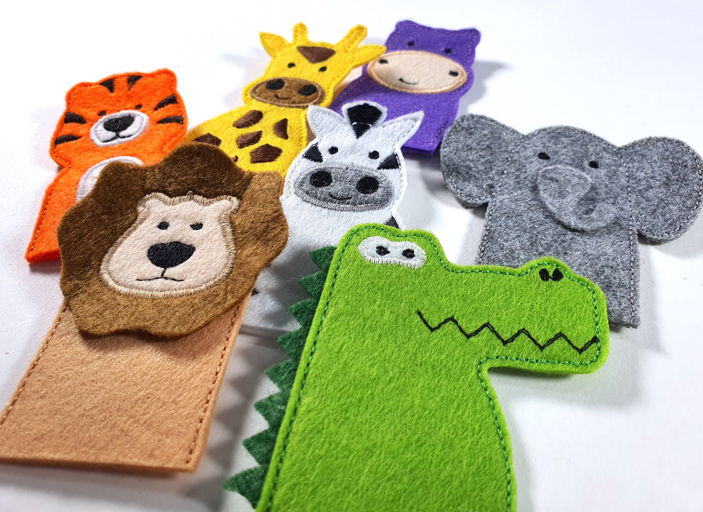 Safari Animal Finger Puppets – Set of 8