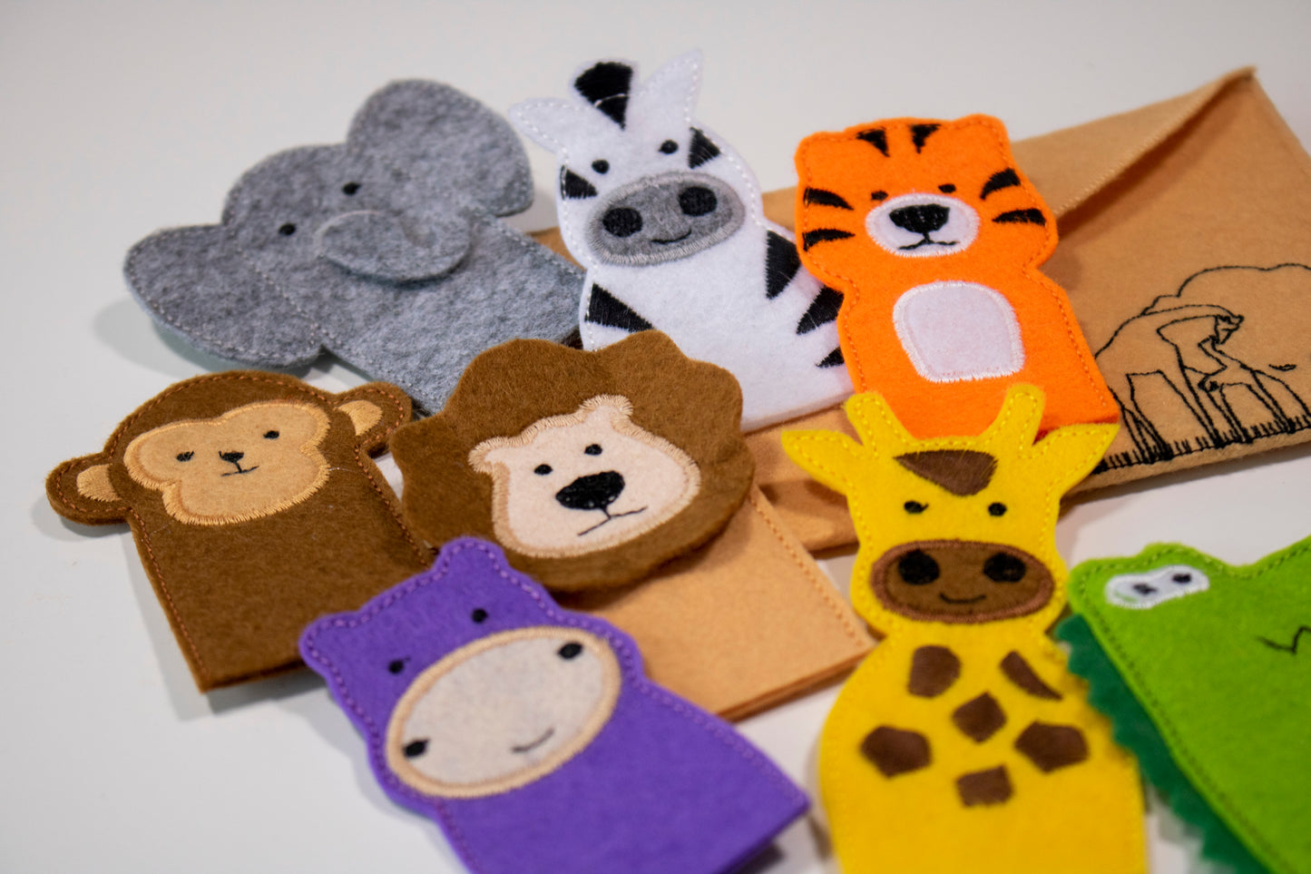 Safari Animal Finger Puppets – Set of 8